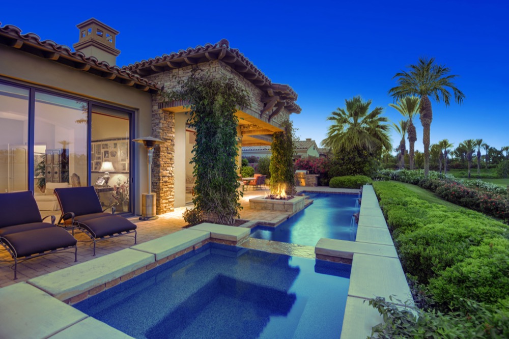 001SPA AND POOL TO BACK OF HOUSE NIGHT