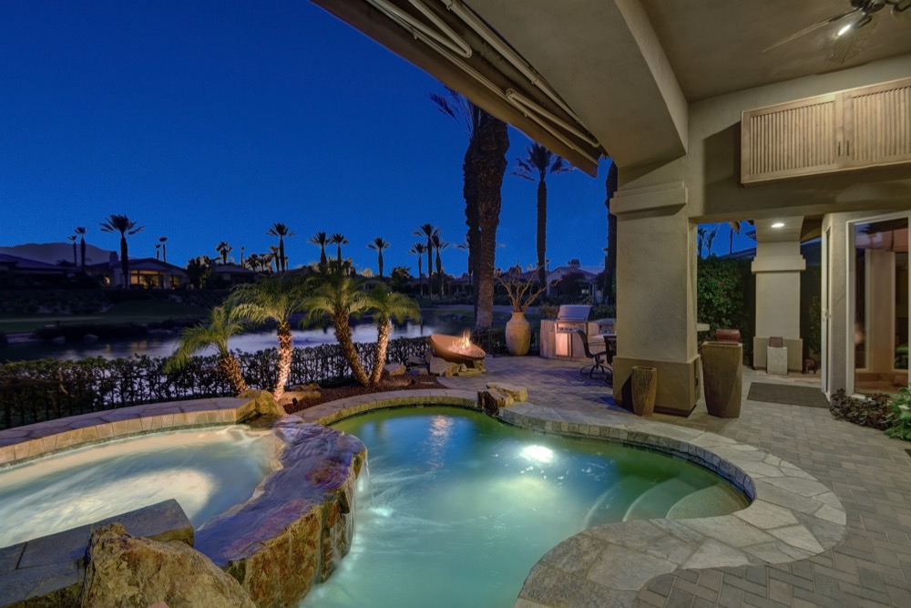 001POOL AND SPA TO LAKE NIGHT